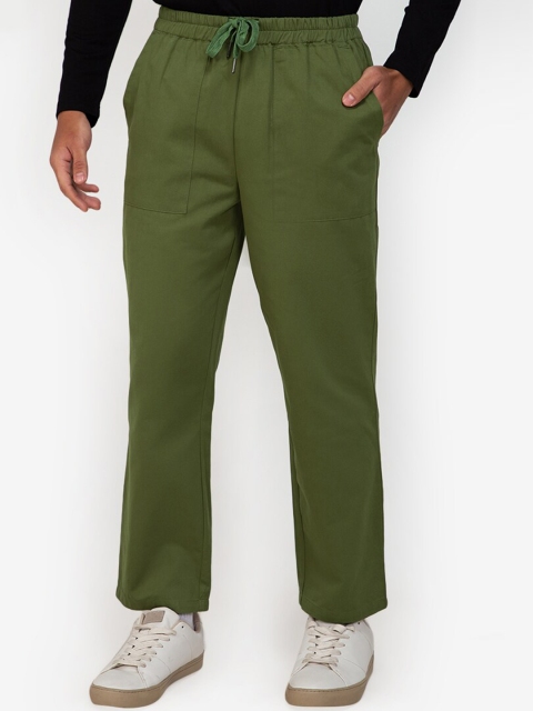 

ZALORA BASICS Men Green Checked Classic Easy Wash Joggers Trousers