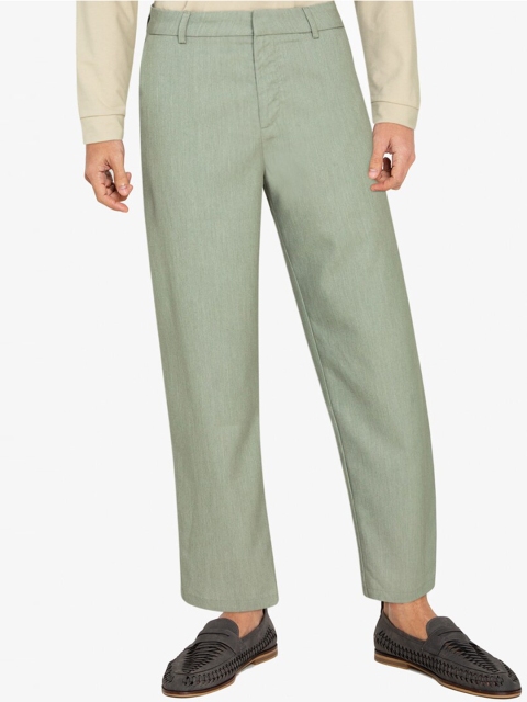 

ZALORA BASICS Men Grey Classic Straight Fit Easy Wash Joggers Trousers