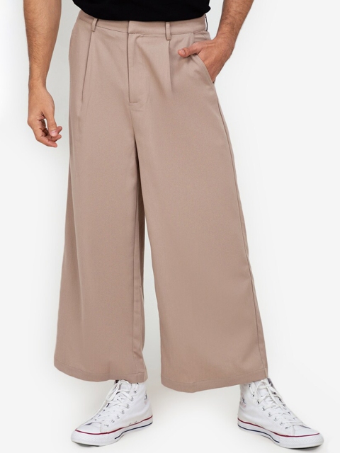

ZALORA BASICS Men Beige Classic Easy Wash Trousers