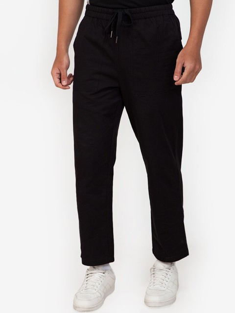 

ZALORA BASICS Men Black Solid Pure Cotton Regular Trousers