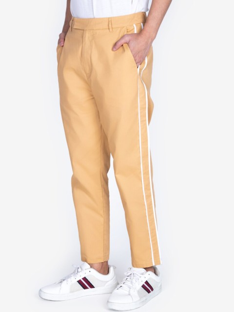 

ZALORA BASICS Men Brown Classic Easy Wash Pure Cotton Chinos Trousers