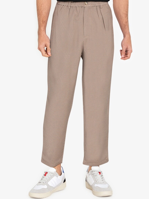 

ZALORA BASICS Men Beige Classic Easy Wash Trousers