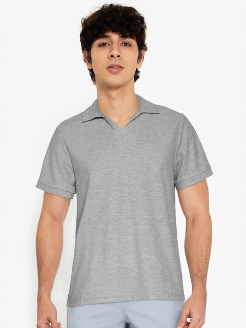 

ZALORA BASICS Men Grey Polo Collar T-shirt