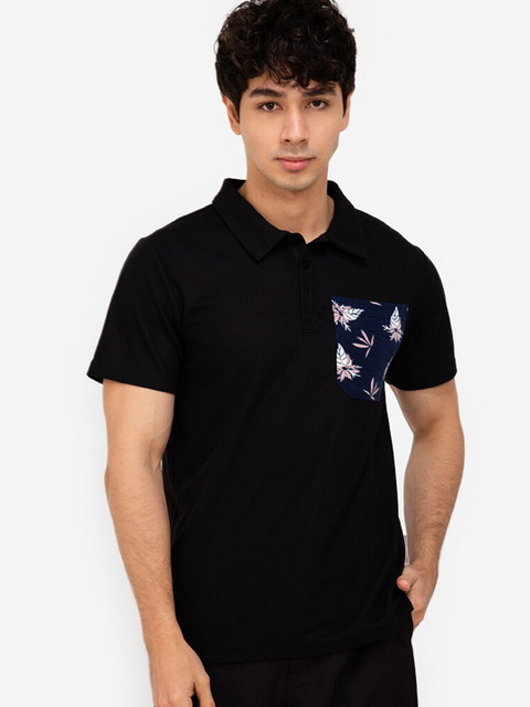 

ZALORA BASICS Men Black Solid Polo Collar T-Shirt