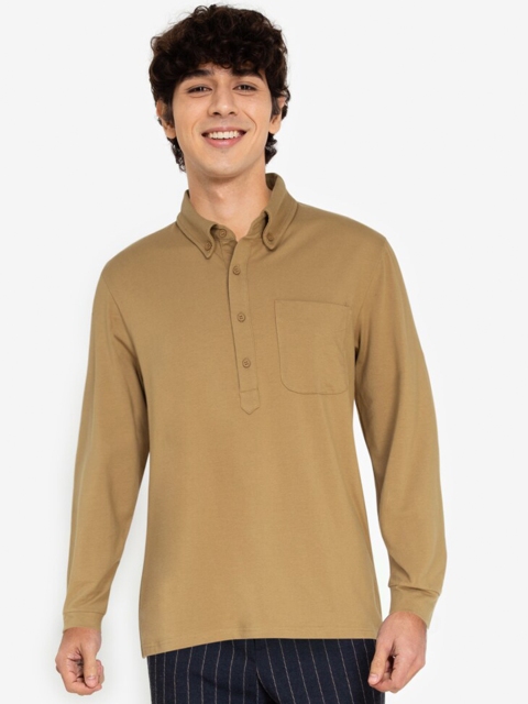 

ZALORA BASICS Men Brown Polo Collar T-Shirt