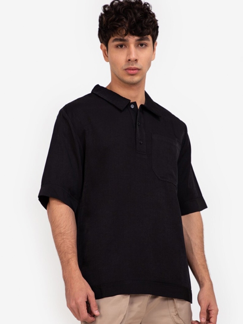 

ZALORA BASICS Men Black Polo collar Cotton T-Shirt