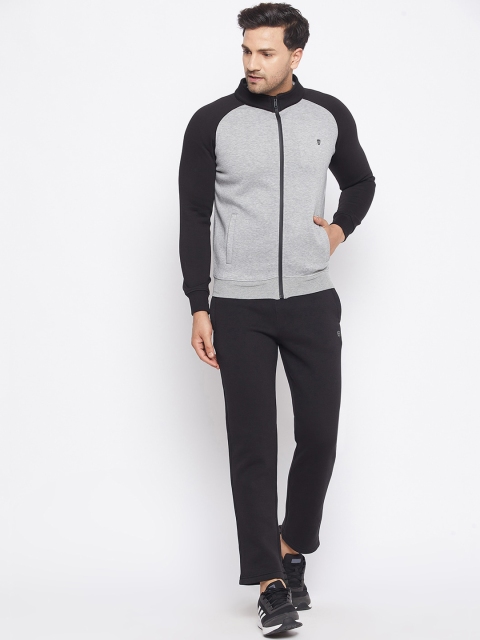 

Okane Men Grey & Black Colourblocked Tracksuit