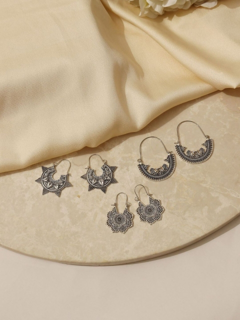

Pipa Bella Set of 3 Silver-Plated Oxidized Crescent Shaped Chandbalis