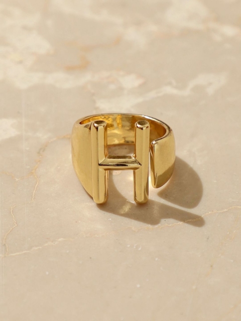 

Pipa Bella Gold-Plated H Initial Adjustable Finger Ring