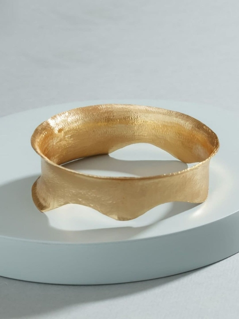 

Pipa Bella Women Gold-Toned Brass Catalonia Bangle Bracelet