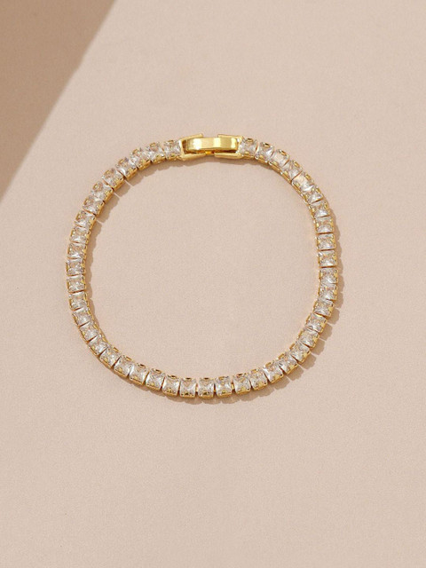 

Pipa Bella Gold-Toned Artificial Stone Studded Tennis M Bracelet