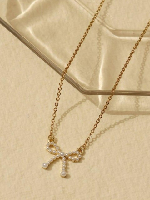 

Pipa Bella Gold-Plated Pearl Embellished Bow Pendant Necklace