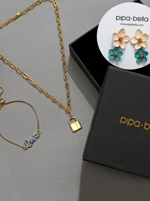 

Pipa Bella Blue And White Earrings, Gold-Plated Chain Neckpiece And Floral Bracelet