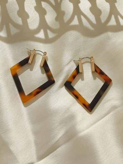 

Pipa Bella Brown & Black Geometric Drop Earrings