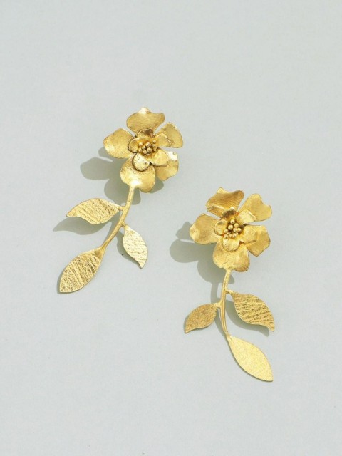 

Pipa Bella Gold-Plated Floral Drop Earrings