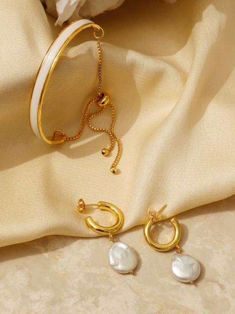 

Pipa Bella Elegant Pearl Earrings and White Enamel Adjustable Bracelet Set