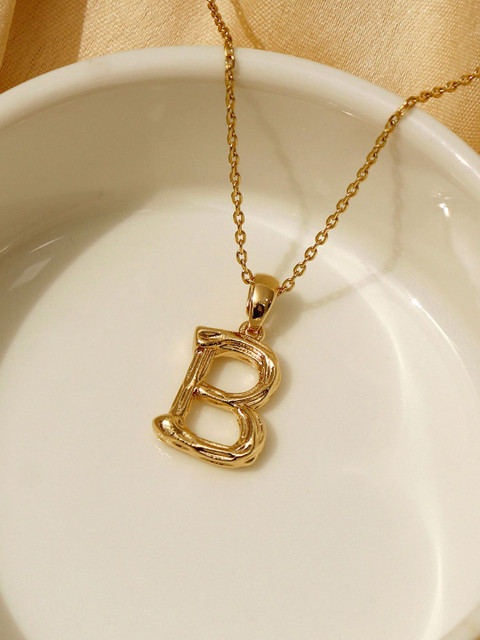 

Pipa Bella Gold-Plated B Initial Pendant With Chain