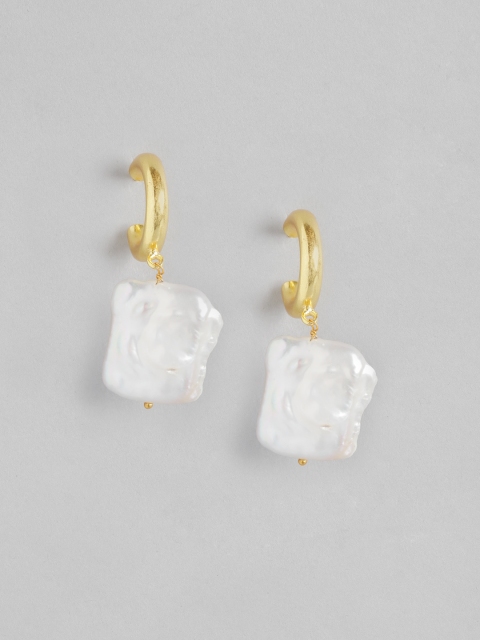 

Pipa Bella White & Gold-Toned Contemporary Drop Earrings