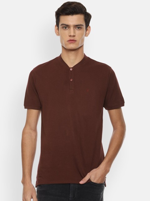

V Dot Men Maroon Slim Fit T-shirt