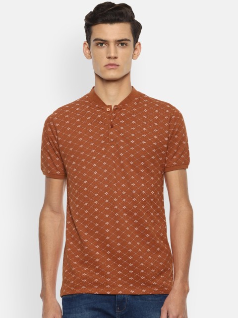 

V Dot Men Brown Printed Polo Collar Slim Fit T-shirt