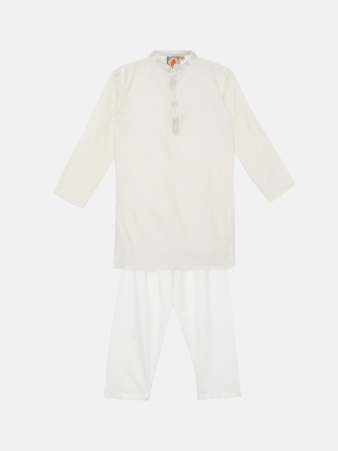 

SALWAR STUDIO Boys Off White Solid Thread Work Kurta With Pyjamas