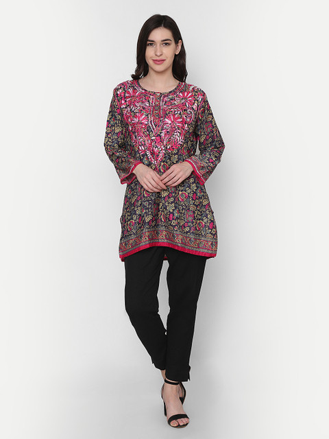 

HOUSE OF KARI Blue & Pink Ethnic Motifs Printed Thread Work Thread Work Kurti