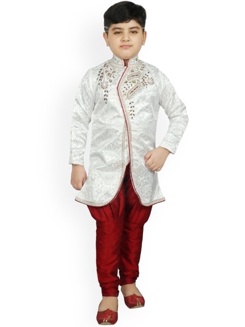 

SG YUVRAJ Boys Cream & Maroon Embellished Silk Blend Sherwani