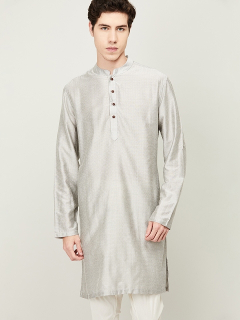 

Melange by Lifestyle Men Silver-Toned Chevron Kurta