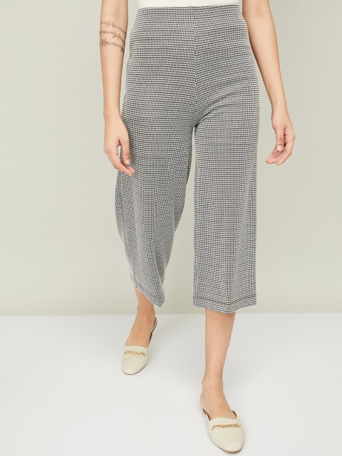 

CODE by Lifestyle Women Grey & White Checked Cotton Culottes
