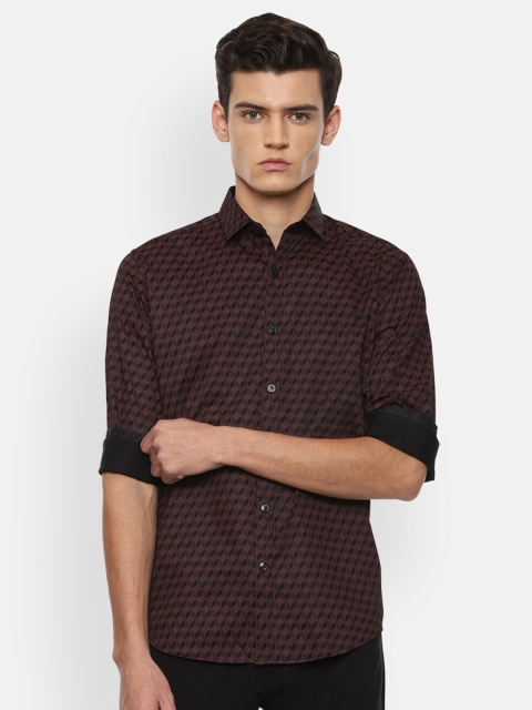 

V Dot Men Maroon Slim Fit Printed Casual Shirt