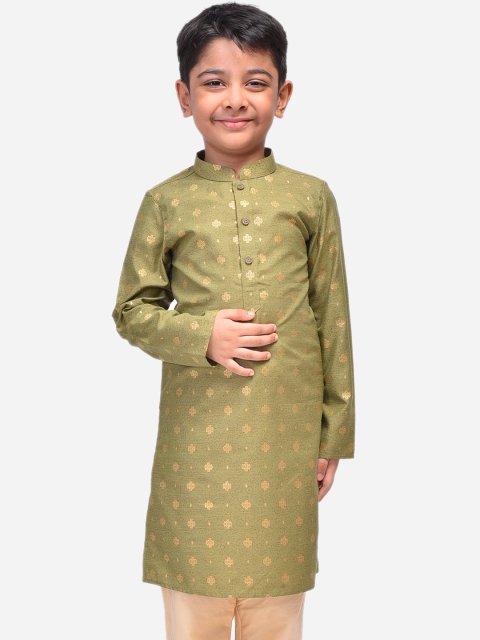 

NAMASKAR Boys Green & Gold-Toned Ethnic Motifs Printed Dupion Silk Kurta