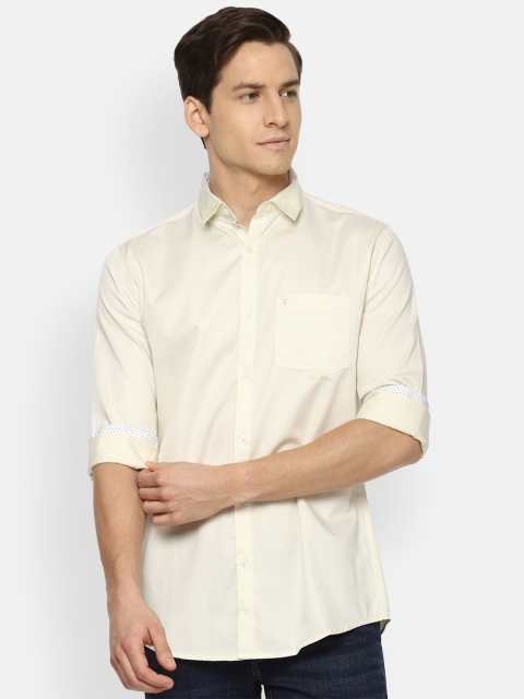 

Van Heusen Sport Men Cream-Coloured Slim Fit Casual Shirt