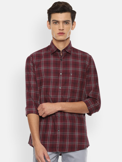 

Van Heusen Sport Men Maroon Slim Fit Checked Casual Shirt