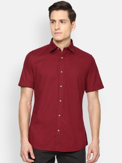 

Van Heusen Sport Men Maroon Slim Fit Casual Shirt