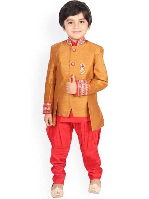 

SG YUVRAJ Boys Gold-Toned Solid Raw Silk Kurta With Churidar & Jacket