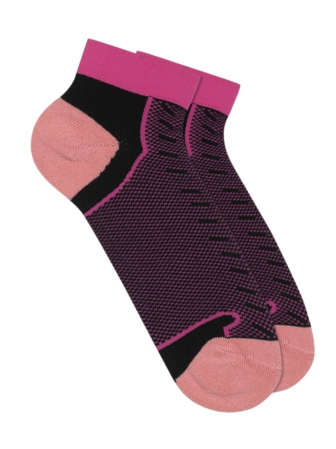 

Soxytoes Black & Pink Ankle-Length Socks