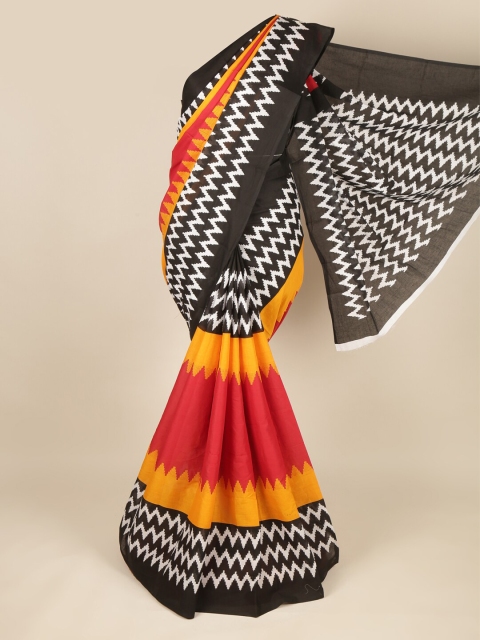 

Pothys Black & White Colourblocked Pure Cotton Saree