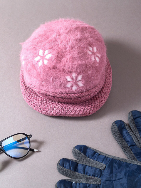 

Golden Peacock Women Pink & White Beanie