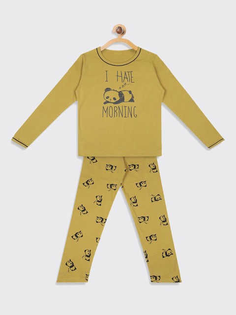 

Kanvin Girls Green & Black Printed Night suit