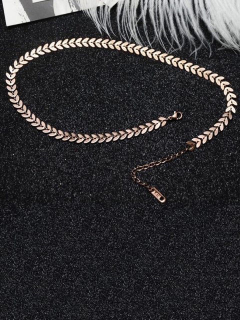 

Vembley Gold-Plated Choker Necklace