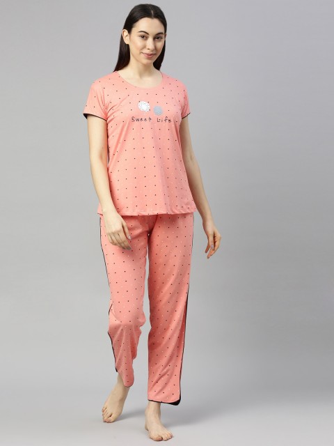 

GOLDSTROMS Women Peach-Coloured & Black Printed Night suit