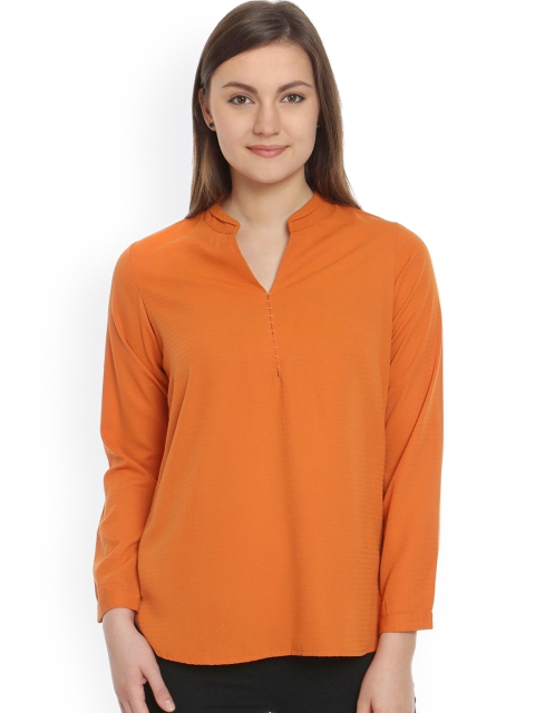 

Soie Women Orange Solid Top
