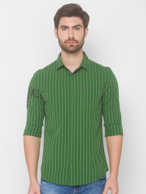 

SPYKAR Men Green Striped Pure Cotton Casual Shirt