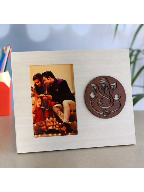 

Ferns N Petals Beige & Brown Solid Wooden Photo Frame