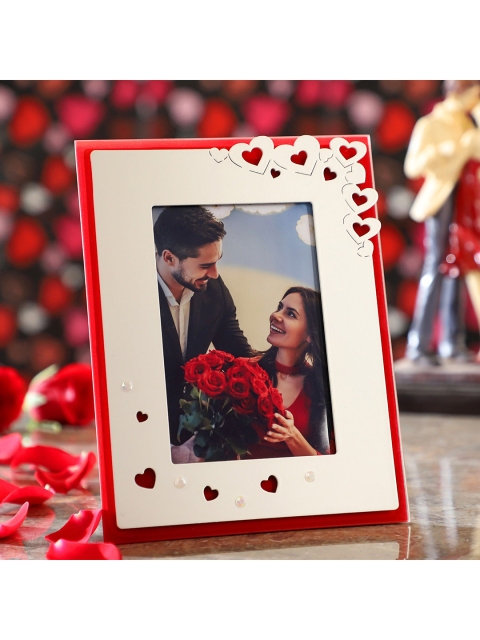 

Ferns N Petals Multi Colour Hearty Photo Frame