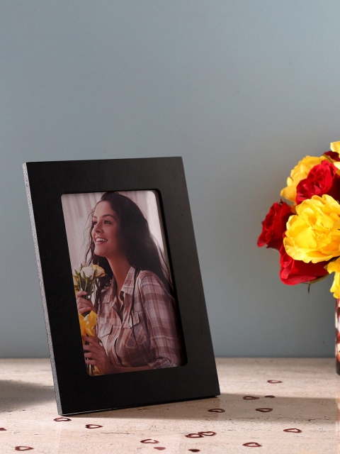 

Ferns N Petals Black Solid Table-Top Photo Frame