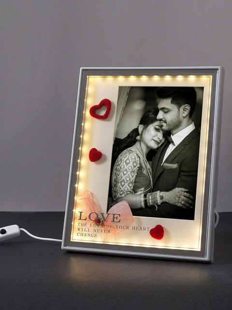 

Ferns N Petals LED Photo Frame, Multi