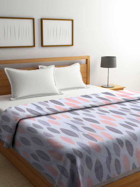 

KLOTTHE White & Grey Floral Mild Winter 210 GSM Double Bed Dohar