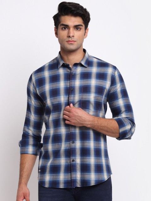 

La Mode Men Blue Slim Fit Checked Casual Shirt