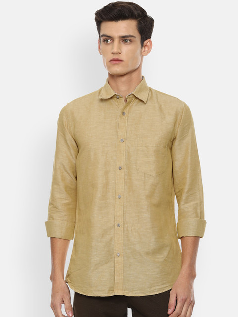 

Van Heusen Sport Men Khaki Solid Slim Fit Casual Shirt
